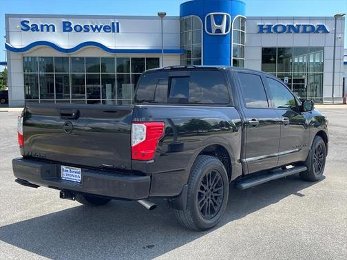 2018 Nissan Titan SV