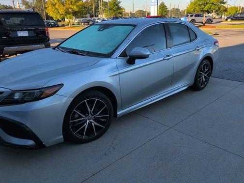 2021 Toyota Camry SE