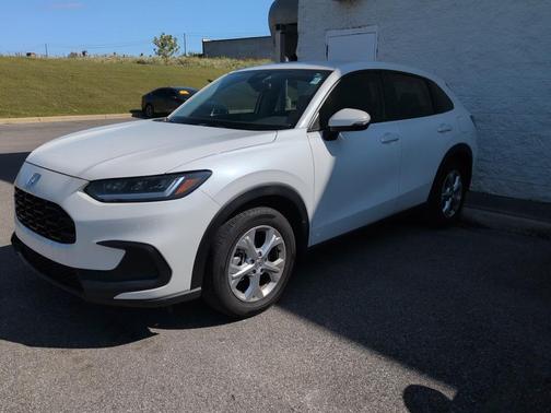 2025 Honda HR-V LX
