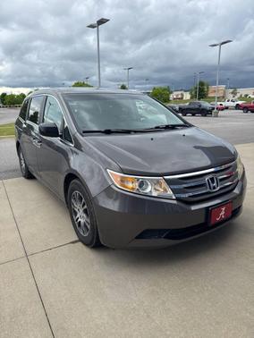 Polished Metal Metallic 2011 Honda Odyssey EX