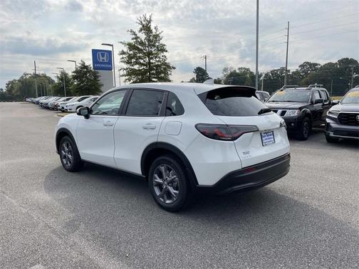 2026 Honda HR-V LX