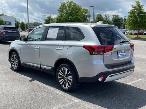 2020 Mitsubishi Outlander ES