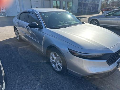 2025 Honda Accord LX 1.5T