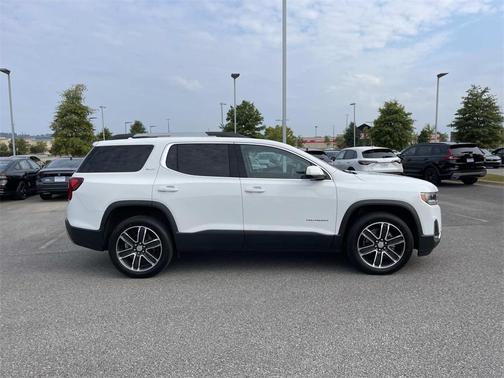 2023 GMC Acadia AWD SLT