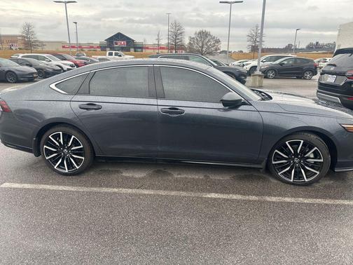 2025 Honda Accord Hybrid Touring