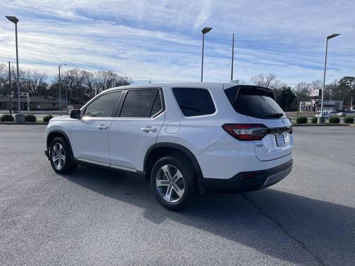 2023 Honda Pilot 2WD EX-L 7 Passenger