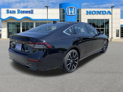 Crystal Black Pearl 2026 Honda Accord Hybrid Touring