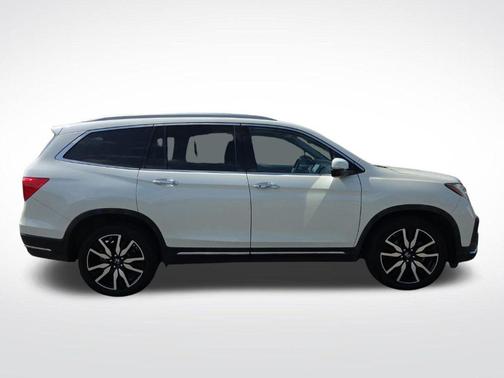 White Diamond Pearl 2019 Honda Pilot Elite