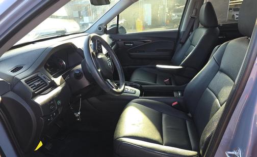 2022 Honda Pilot Touring 8-Passenger