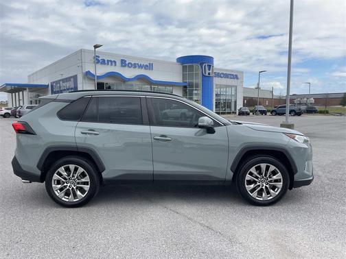 2019 Toyota RAV4 XLE Premium