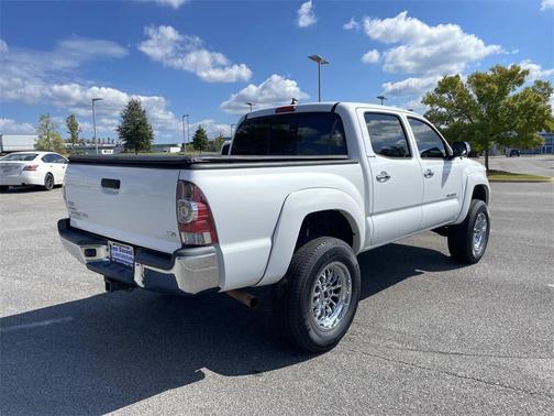 2015 Toyota Tacoma Base
