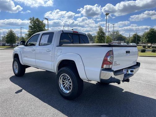 2015 Toyota Tacoma Base