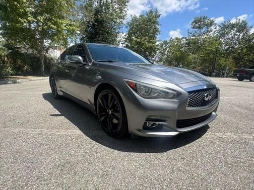 2015 INFINITI Q50 Premium