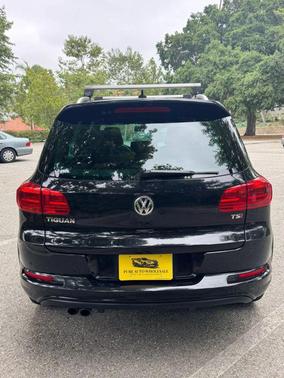 2016 Volkswagen Tiguan R-Line