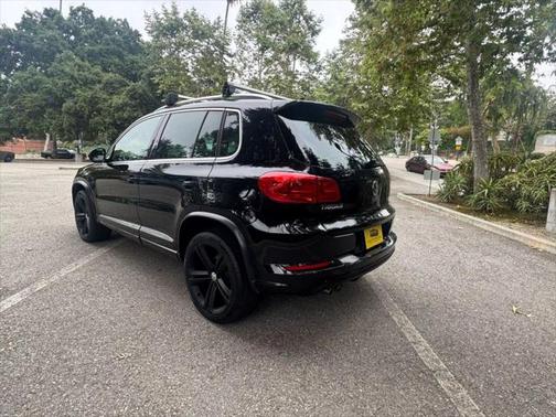 2016 Volkswagen Tiguan R-Line