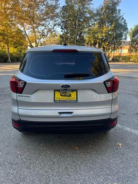2019 Ford Escape S