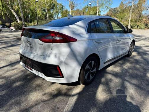 2019 Hyundai IONIQ Hybrid SEL