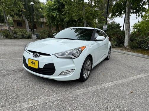 2017 Hyundai Veloster Base