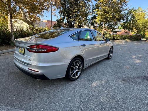 2019 Ford Fusion SEL