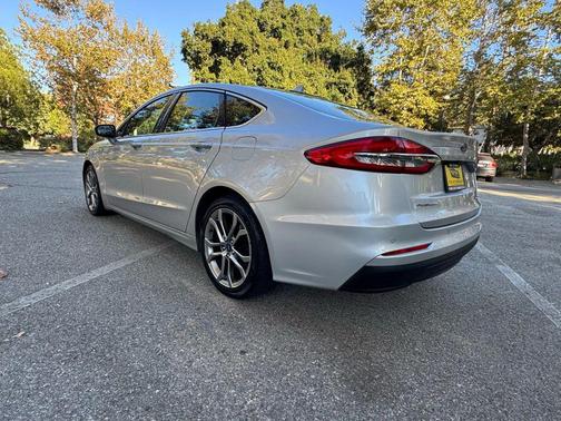 2019 Ford Fusion SEL
