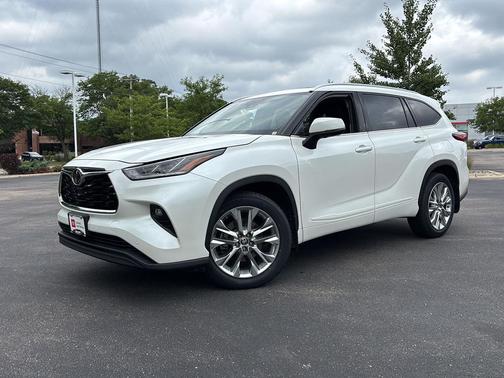 Blizzard Pearl 2021 Toyota Highlander Limited