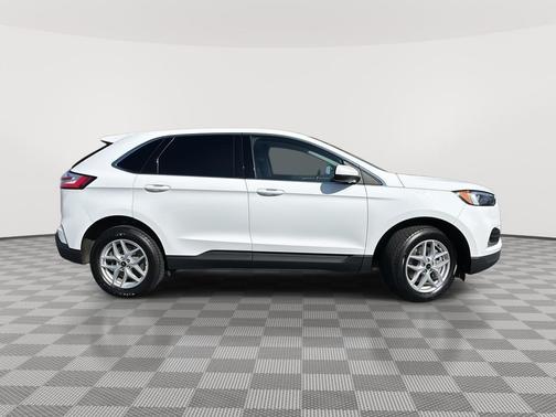 Oxford White 2024 Ford Edge SEL