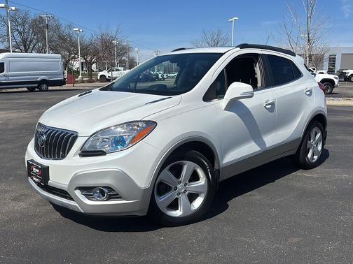White Pearl Tricoat 2015 Buick Encore Leather