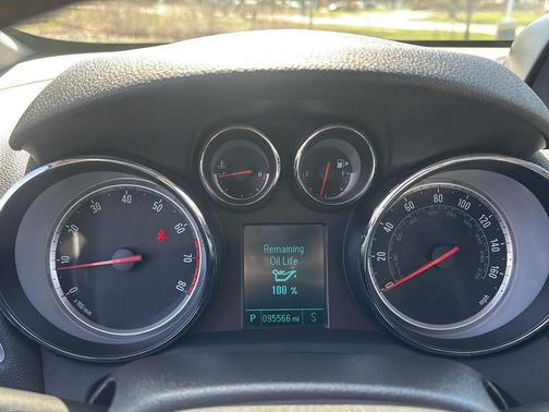 White Pearl Tricoat 2015 Buick Encore Leather