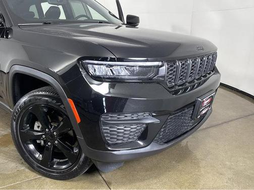 2024 Jeep Grand Cherokee Altitude