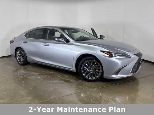 2024 Lexus ES 300h Luxury