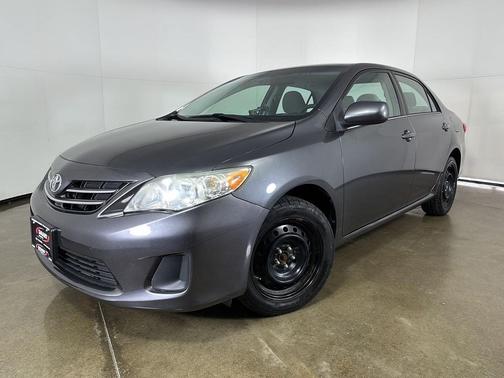 Magnetic Gray Metallic 2013 Toyota Corolla LE