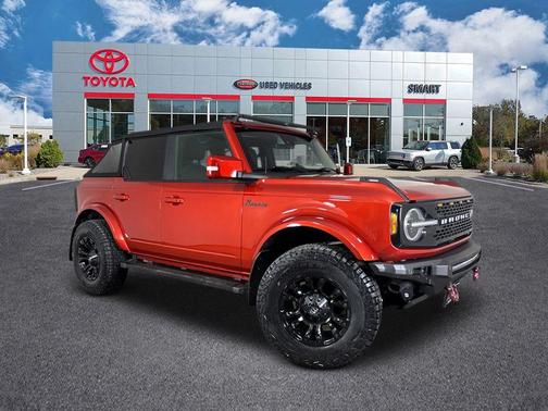 2022 Ford Bronco Outer Banks