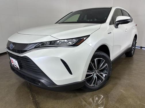 Blizzard Pearl 2021 Toyota Venza LE