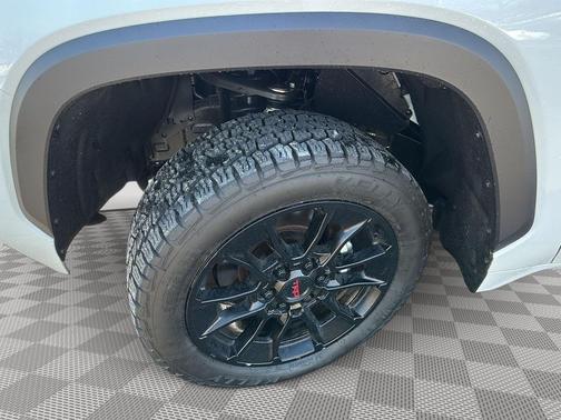 Ice Cap 2023 Toyota Tundra SR5