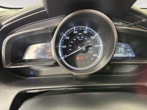 2020 Toyota Yaris Sedan LE