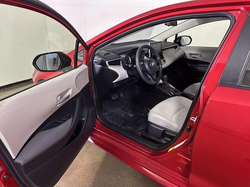 Barcelona Red Metallic 2020 Toyota Corolla LE