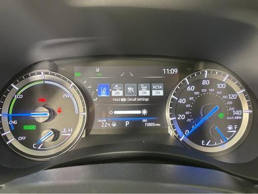 2022 Toyota Highlander Hybrid XLE