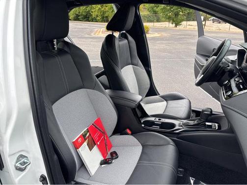 2025 Toyota Corolla XSE
