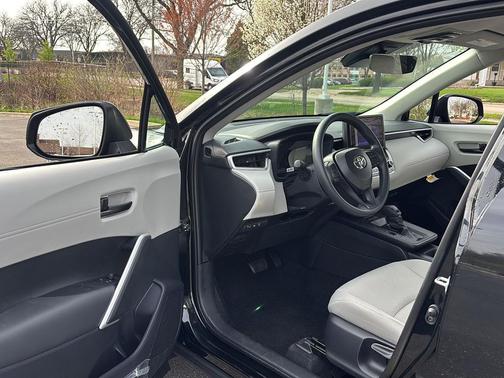 Jet Black 2026 Toyota Corolla Cross L