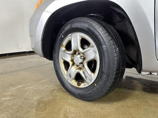 Classic Silver Metallic 2008 Toyota RAV4 Base