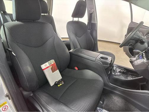 2015 Toyota Prius v Three