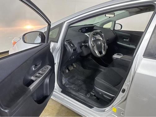 2015 Toyota Prius v Three