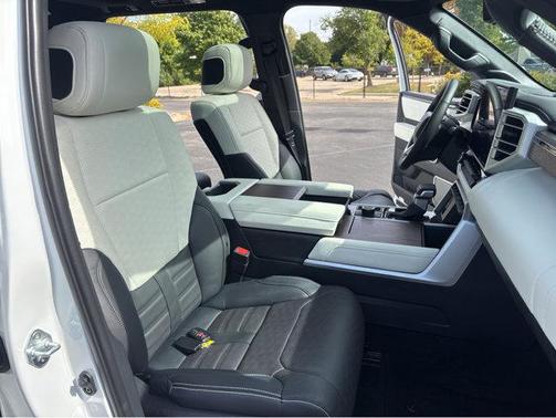 2024 Toyota Sequoia Capstone