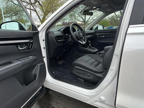 Platinum White Pearl 2026 Honda CR-V EX-L AWD