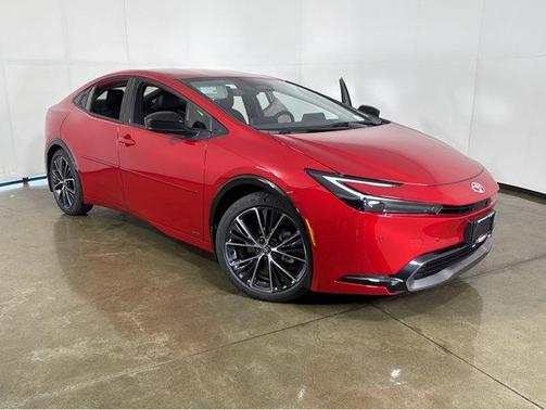 2025 Toyota Prius XLE