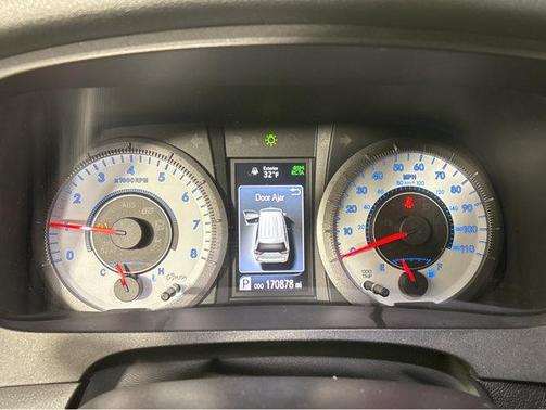 2019 Toyota Sienna SE
