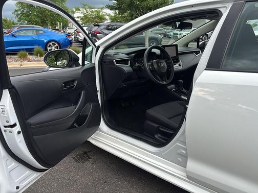 Ice Cap 2024 Toyota Corolla LE
