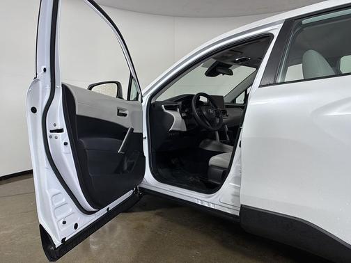 2023 Toyota Corolla Cross L