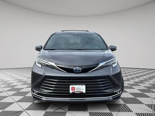 2025 Toyota Sienna Limited