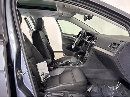 2019 Volkswagen Golf SportWagen TSI SE